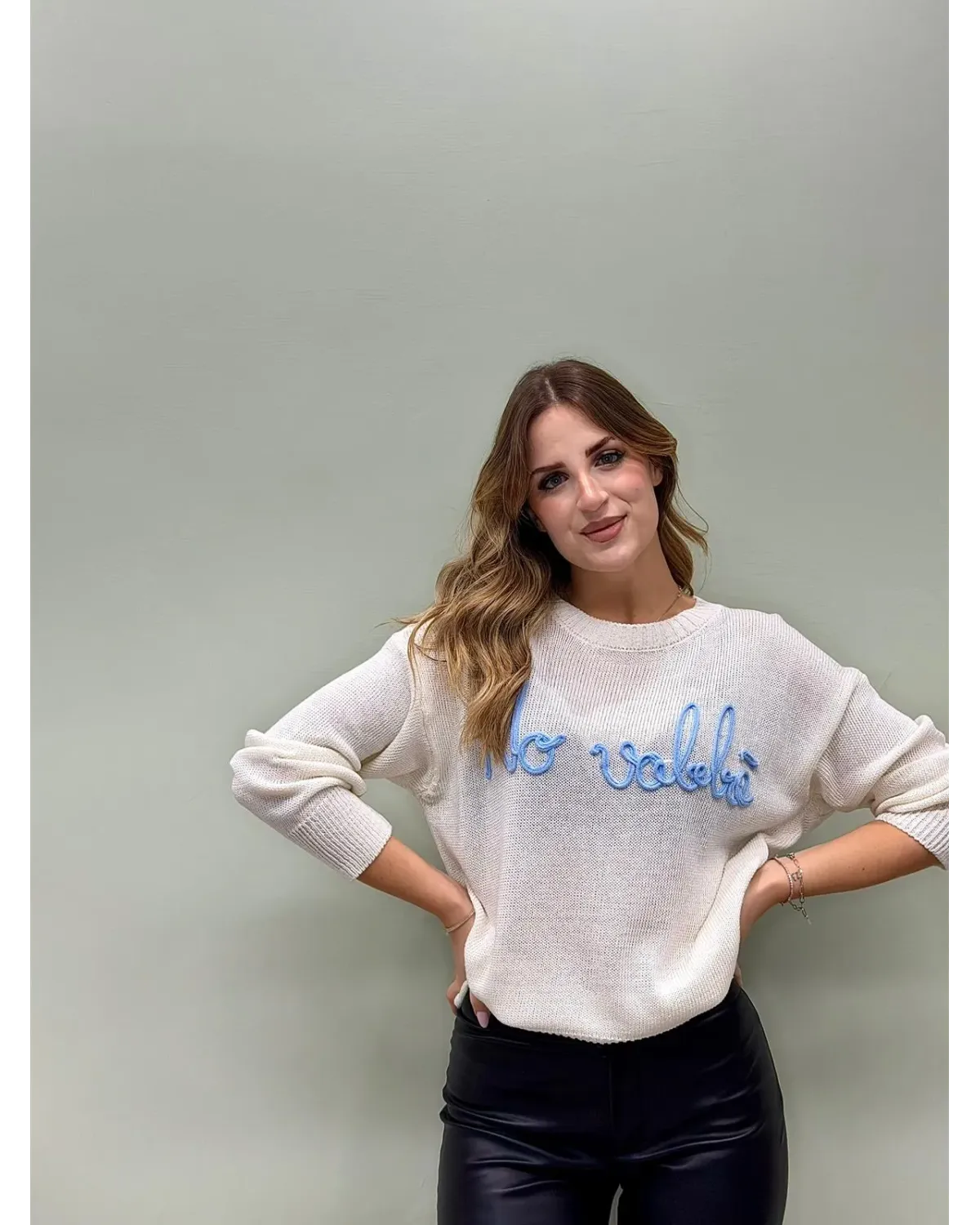 Maglioncino Panna Donna con Scritta Ricamata | No Vabbè